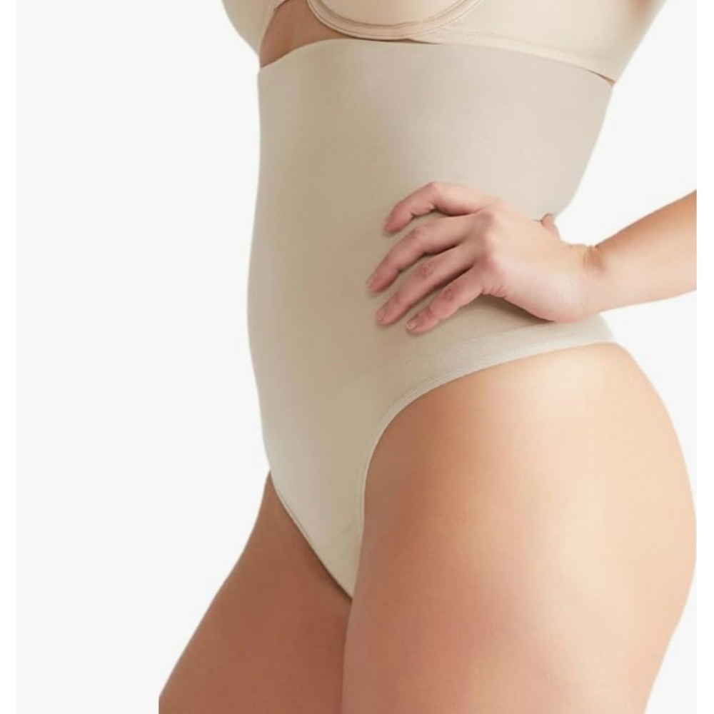 Yummie Nude High Waist Shaping Thong Seamless Firm Control NWT 1X/2X